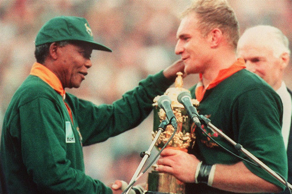 Nelson Mandela congratulates Springboks captain Francois Pienaar on winning the 1995 Rugby World Cup. Photo: Getty Images