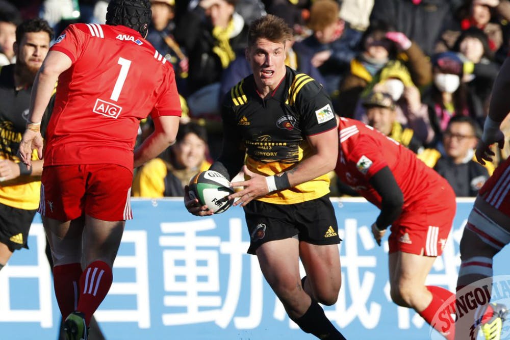 Sean McMahon made his Top League debut early on the weekend. Photo: Suntory