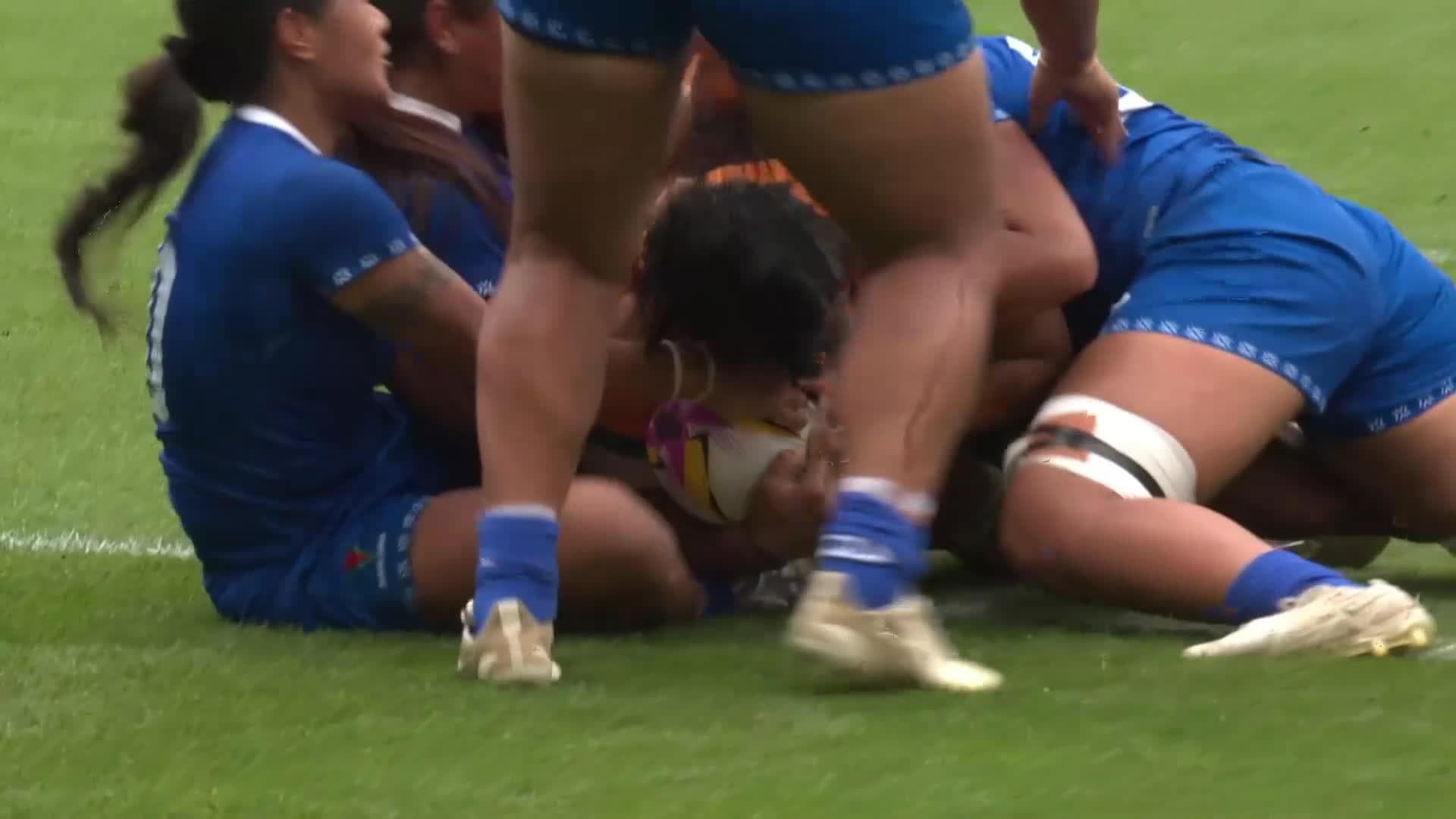 Adiana Talakai with a Try vs Samoa Women