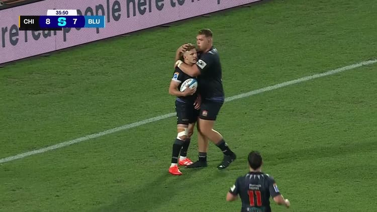 Damian McKenzie Try v Blues | SRP 2025