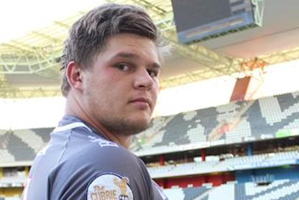 Pumas lock Le Roux Roets is being chased by the Waratahs.