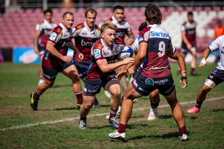 Reds flyhalf Harry McLaughlin-Phillips on the attack against the Wild Knights at Ballymore.