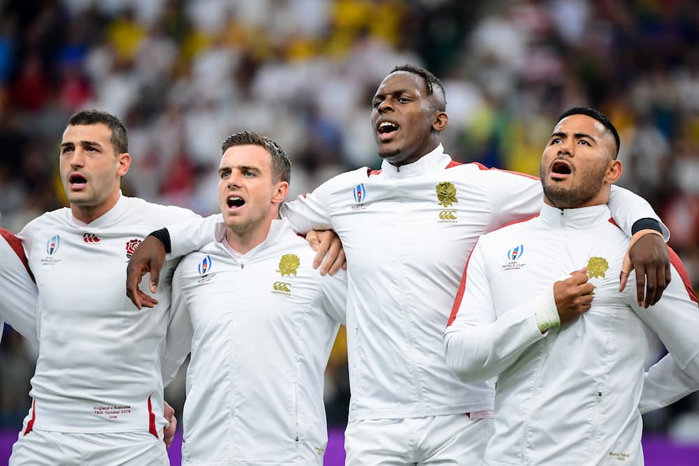 England belt out the national anthem before playing Australia. Photo: Stu Walmsley/RUGBY.com.au