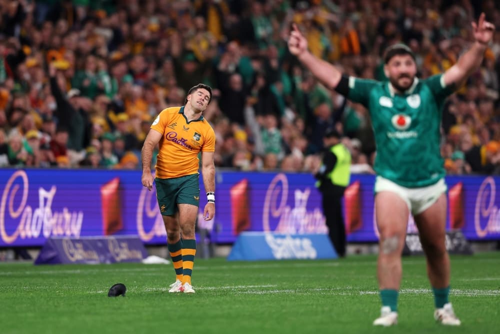 The Wallabies will continue to back Ben Donaldson after the last minute loss to Ireland. Photo: Getty Images