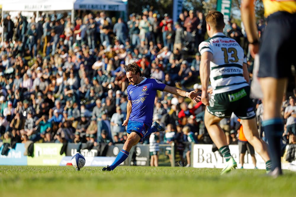 Hartmann lands a conversion against Warringah in Round Nine. Photo: Karen Watson.