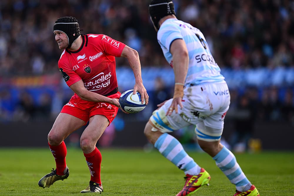 Matt Giteau has been named on the bench for Toulon. Photo: Getty Images