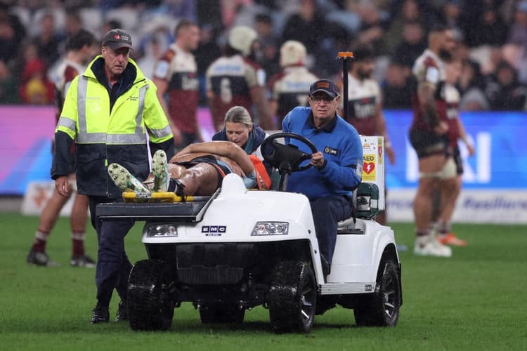 Waratahs coach Dan McKellar confirmed Joseph-Aukuso Suaalii had suffered a concussion. Photo: Getty Images