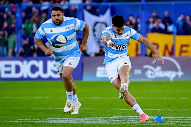 Argentina will be without first-choice flyhalf Tomas Albornoz for their two Rugby Championship clashes against Australia. Photo: Getty Images