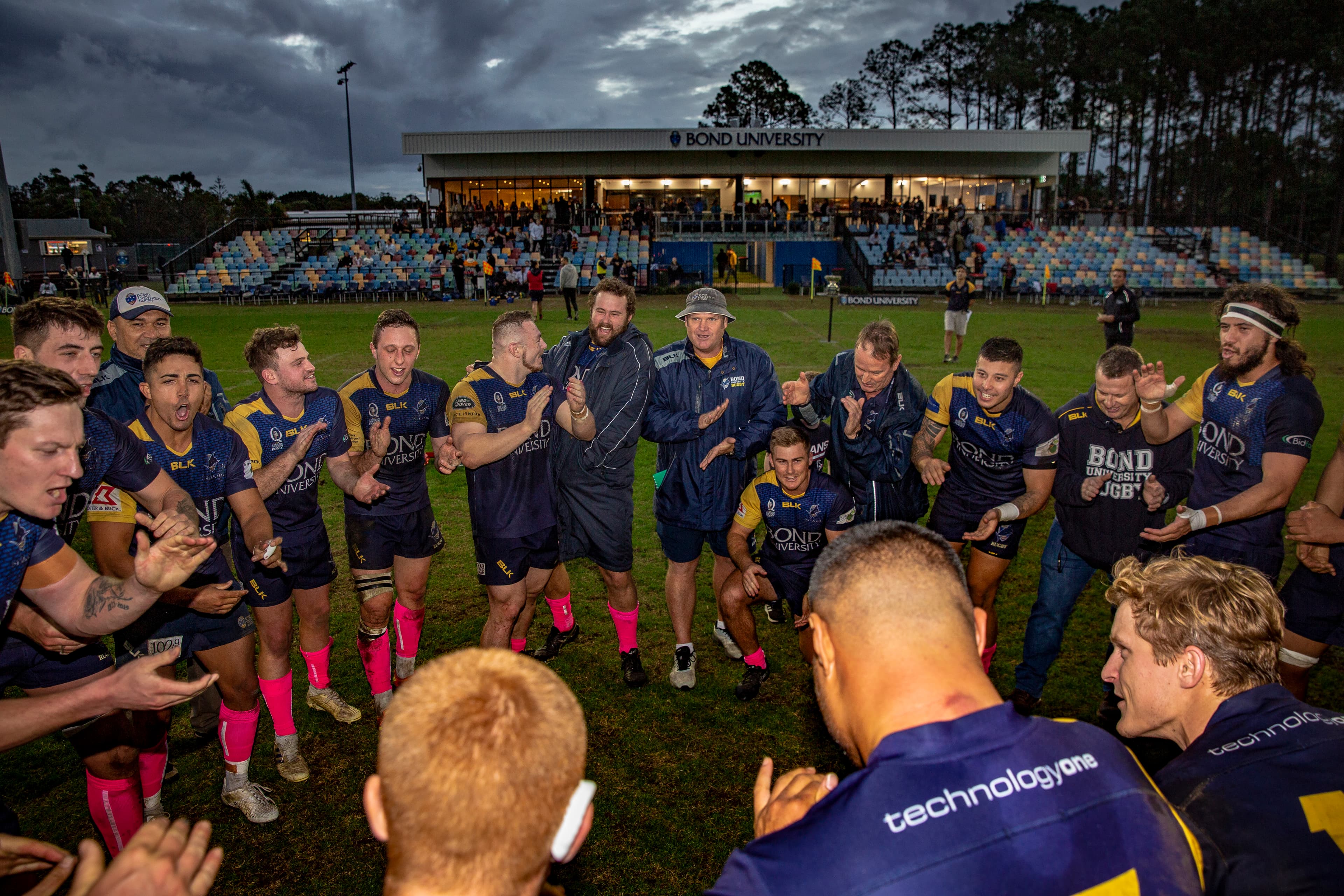 Bond University Team Circle