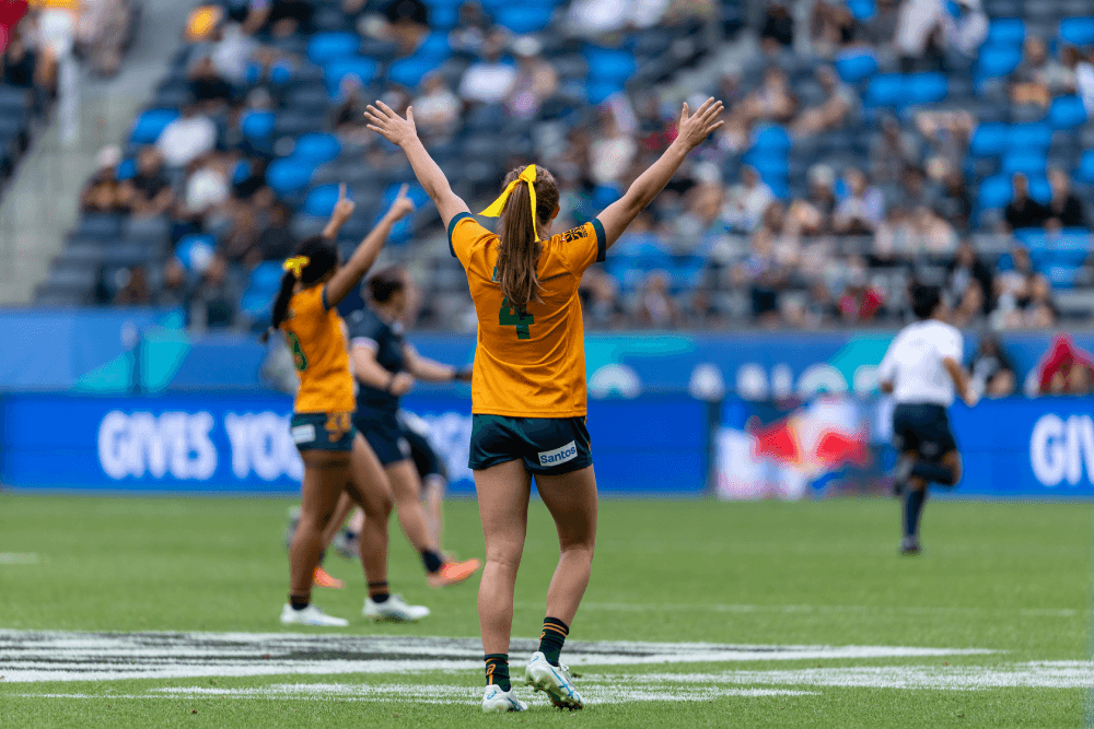 Mackenzie Davis celebrates victory over the USA (Image Credit: Alex Ho/World Rugby)