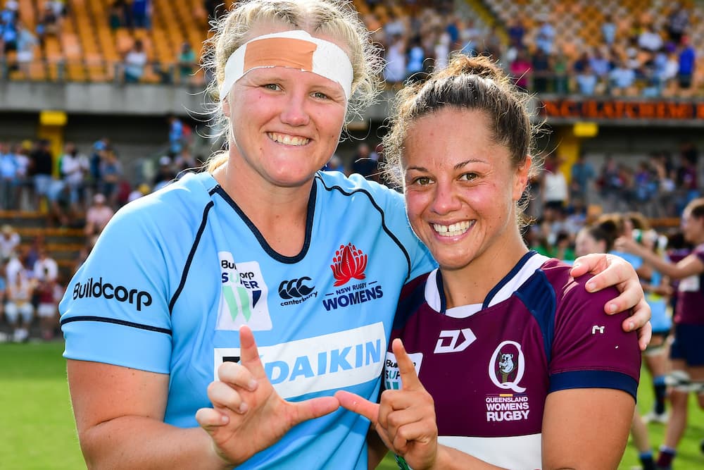 Emily Robinson (left) will miss the 2020 Super W season. Photo: Stu Walmsley/RUGBY.com.au