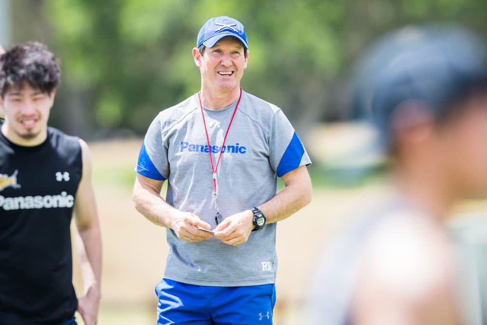 Sungoliath director of rugby Eddie Jones and Wild Knights coach Robbie Deans will add to their long history when the sides meet in Japan's League One final.  