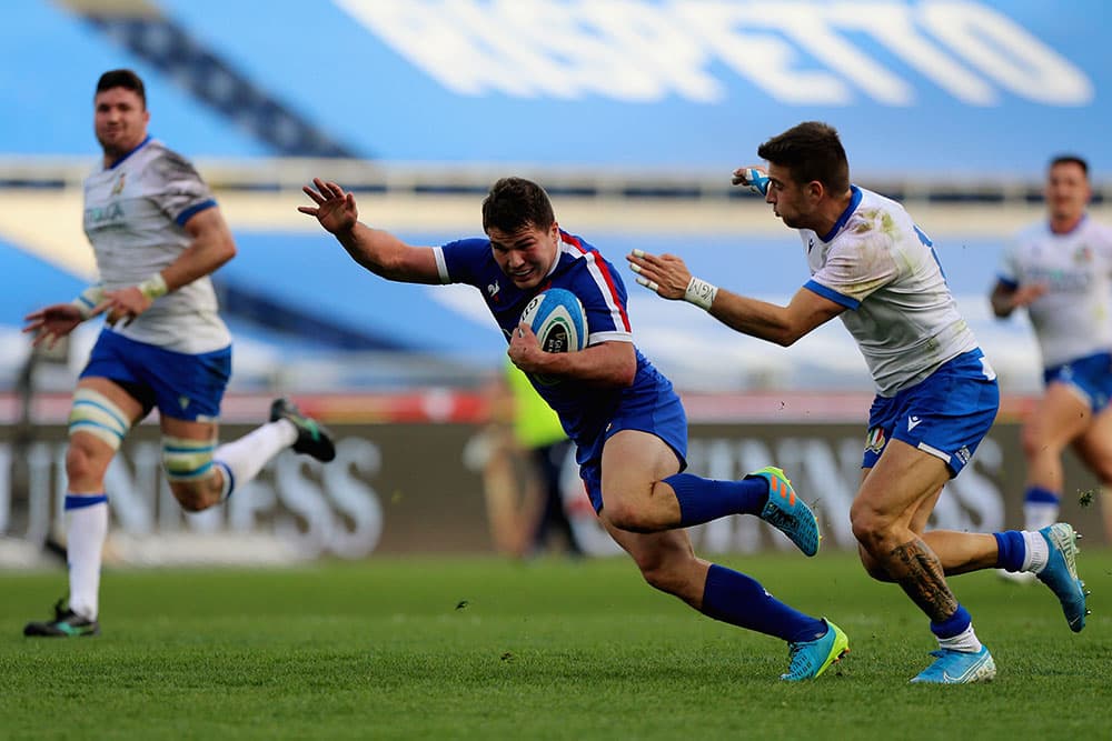 Frances Antoine Dupont will partner with Matthieu Jalibert against Wales | Getty Images
