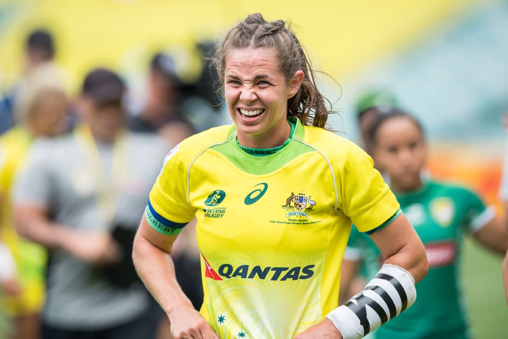 Chloe Dalton has re-signed with Australian rugby to keep her in the game until the Tokyo Olympics. Photo: Getty Images