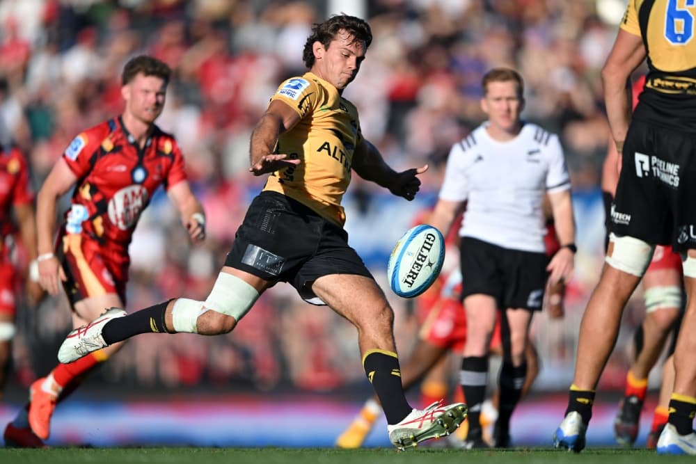 Henry Robertson makes his debut start for the Force. Photo: Getty Images