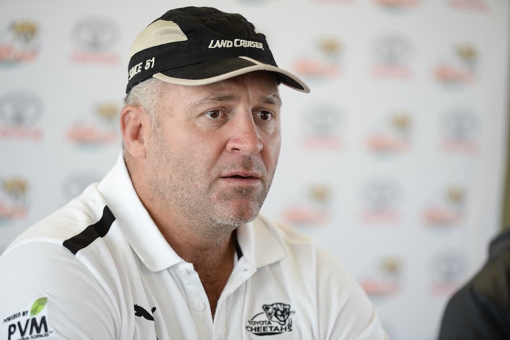 Naka Drotske talks to media while coaching the Cheetahs. Photo: Getty Images