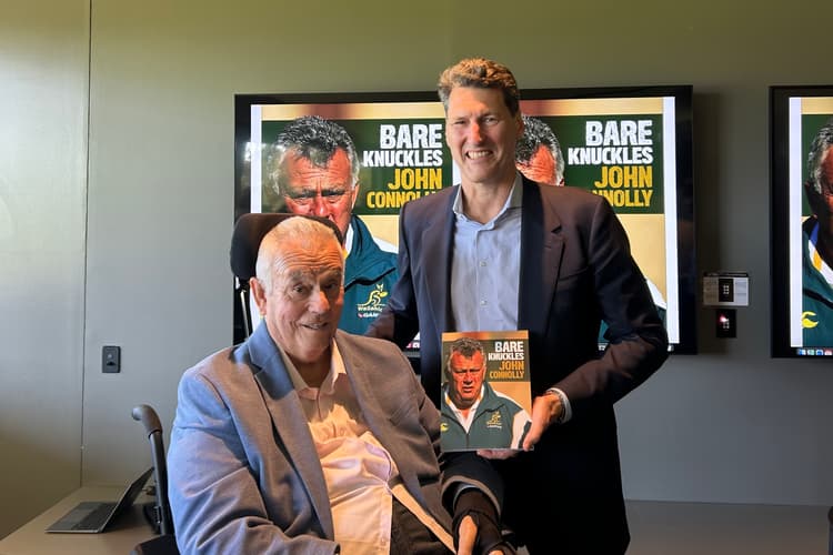  Former Wallabies skipper John Eales (right) with former Wallabies coach John Connolly in Brisbane.