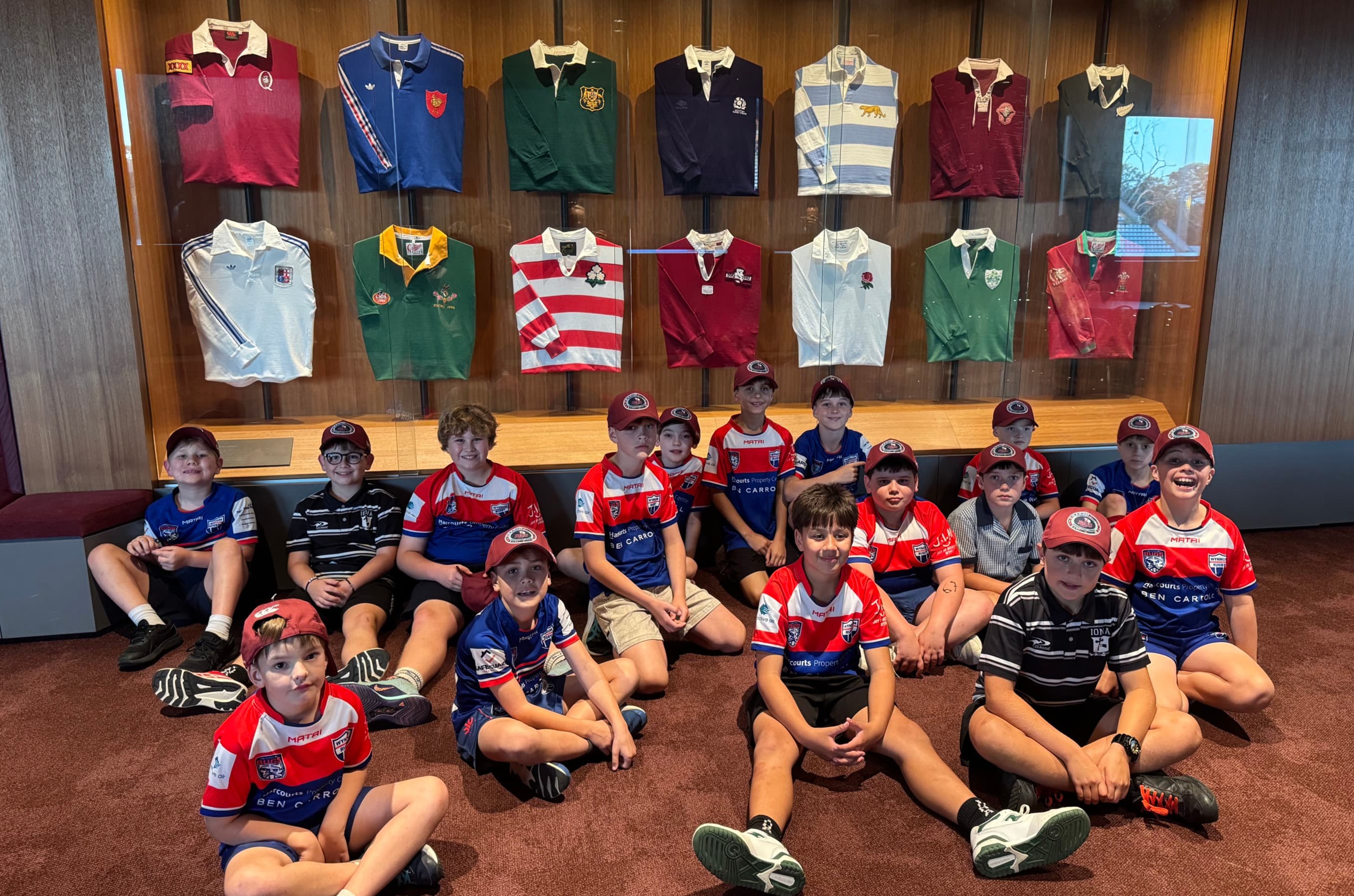 The Wynnum Bugs Under-10s visit the Murrayfield Room at Ballymore