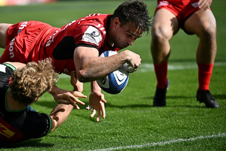 Toulouse held off a second-half fightback by Harlequins to win their Champions Cup semi-final 38-26. Photo: AFP