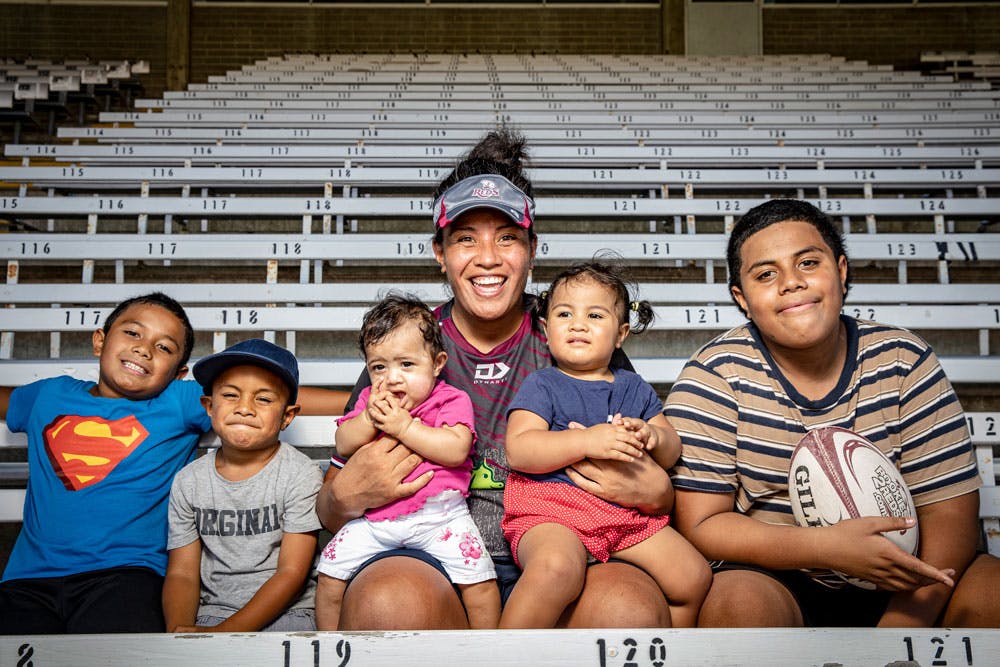 Reds player Hilisha Samoa with her five children Evander, 8, Apollo, 3, Licia, six months, monica, 1, and Lennox 13. Photo: QRU Media/Brendan Hertel 