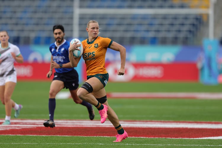 Maddison Levi's hat-trick inspired Australia to victory over Ireland in a rematch of the Perth Final. Photo: World Rugby